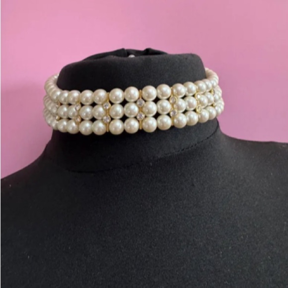 Cream faux pearl choker necklace rhinestone gold stone